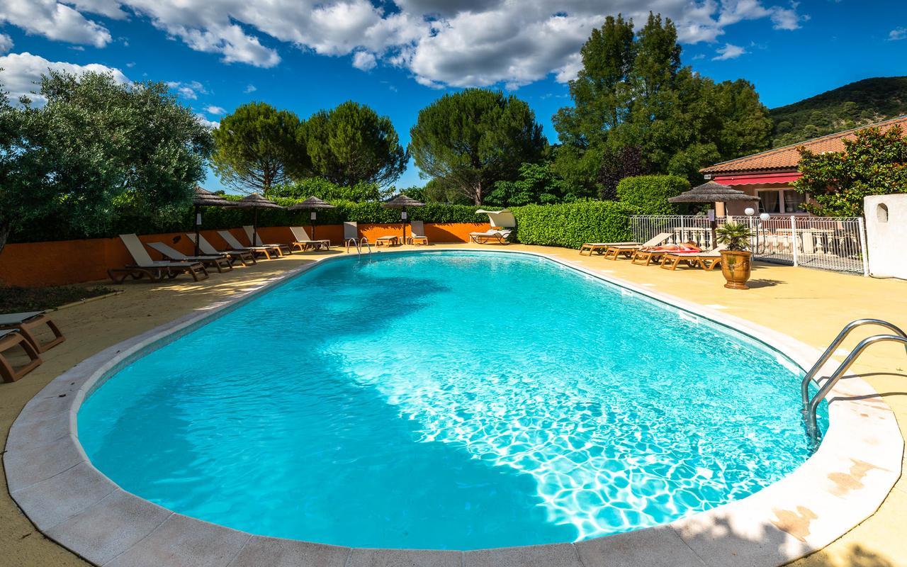 Hotel Logis La Grande Bastide Oraison Exterior foto